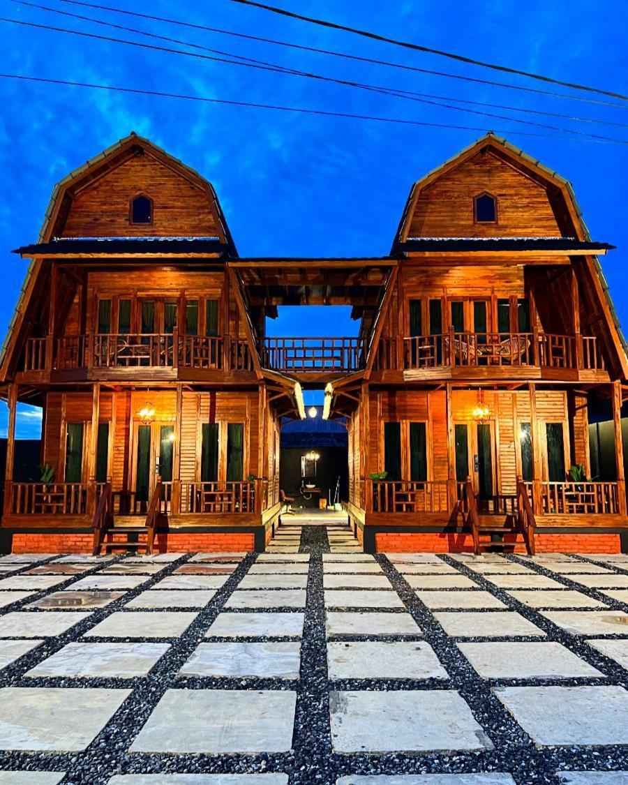 Noerbaya House Bukittinggi Βίλα Εξωτερικό φωτογραφία